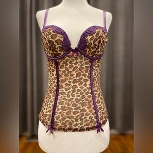 32B leopard print bustier